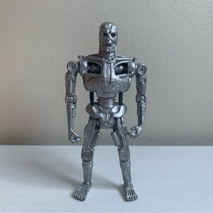 Vintage 1991 Techno-Punch T-800 Figure Terminator 2 Carolco Kenner
